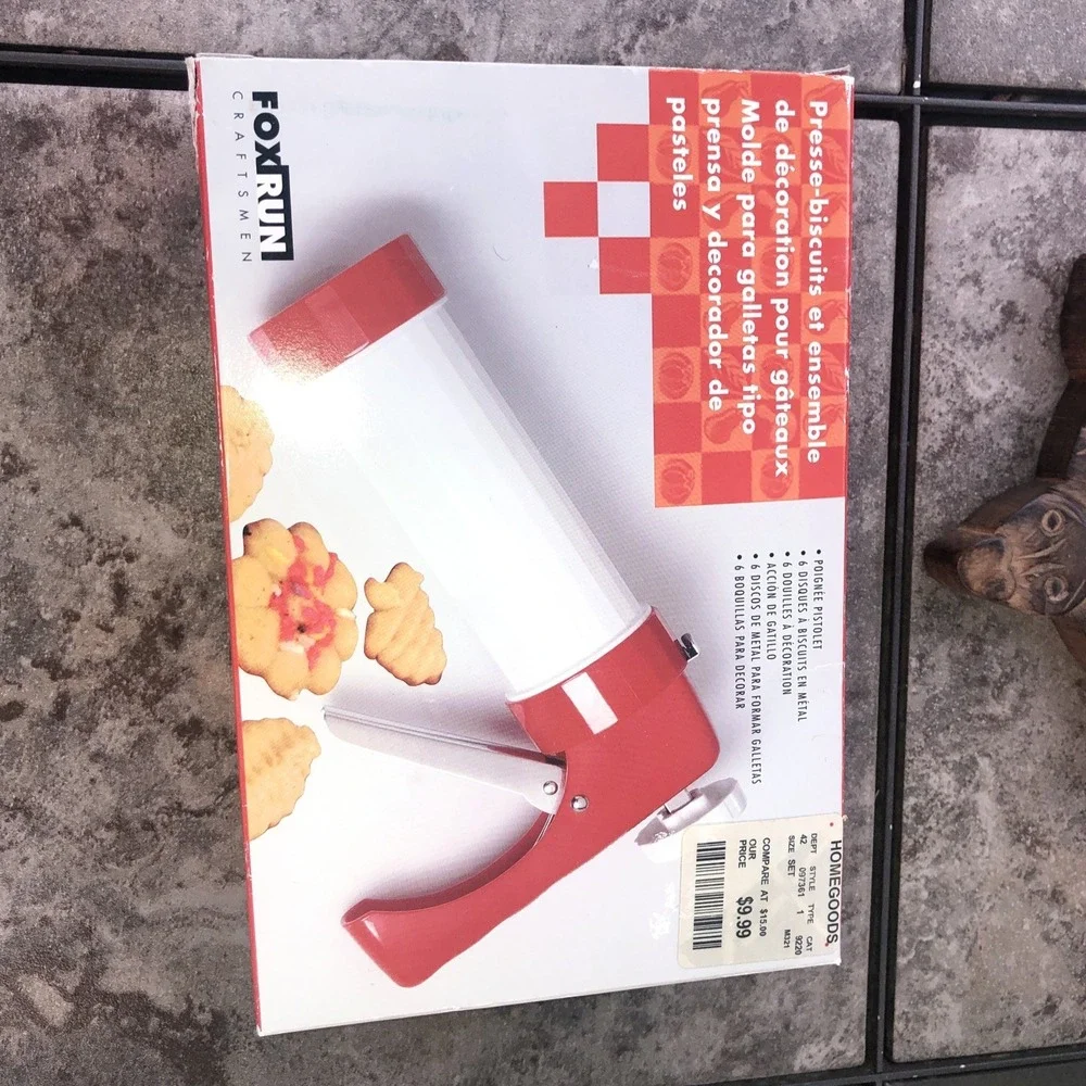 Vtg Fox Run Cookie Press & Cake Decorator Pistol Grip Tips Cookie Discs Kit NEW